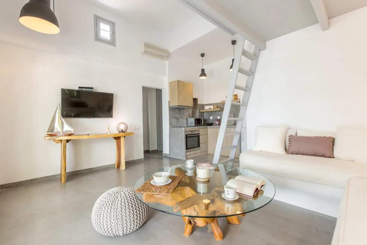 Villa Valente In Mykonos With Two Pools! Platis Gialos 0*,  Grecia